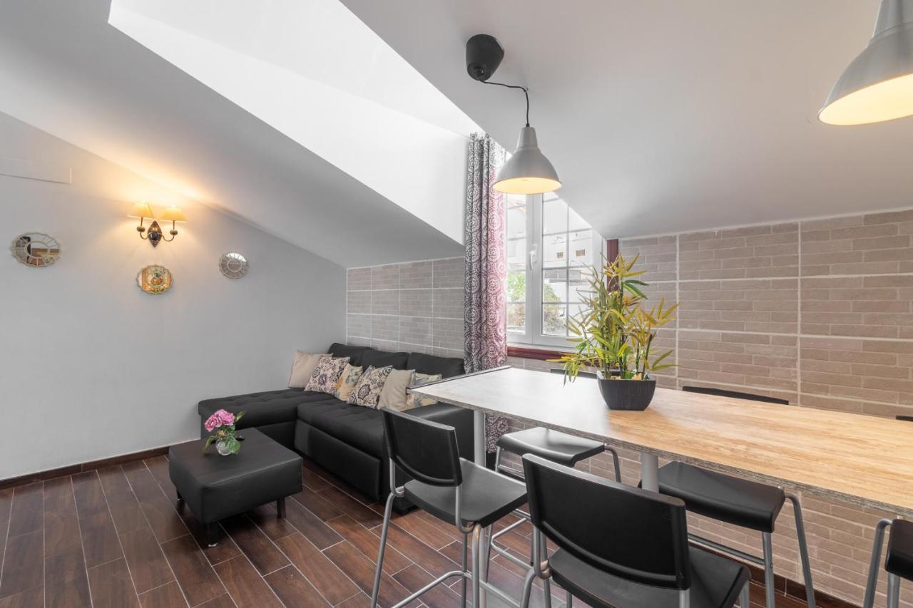 Samperez Piscina Jardin 5 12 Personas Holiday home
