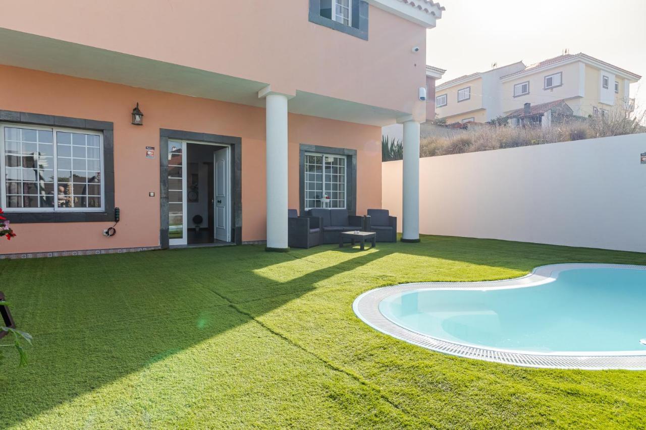 Samperez Piscina Jardin 5 12 Personas Сasa de vacaciones *
